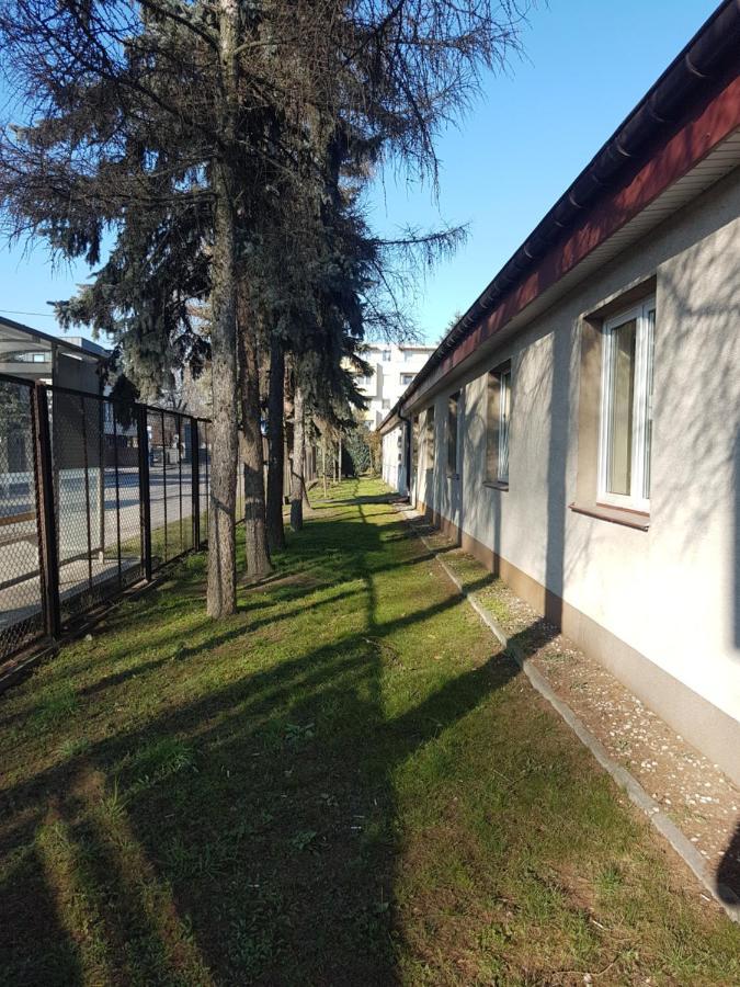 Hostel Rest Krakow Luaran gambar