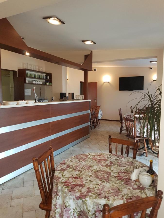 Hostel Rest Krakow Luaran gambar