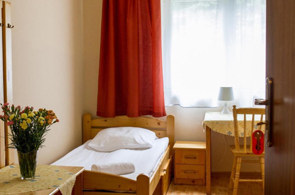 Hostel Rest Krakow Luaran gambar