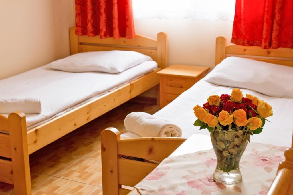 Hostel Rest Krakow Luaran gambar