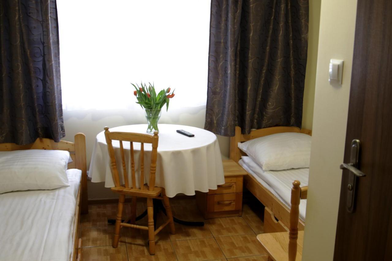 Hostel Rest Krakow Luaran gambar